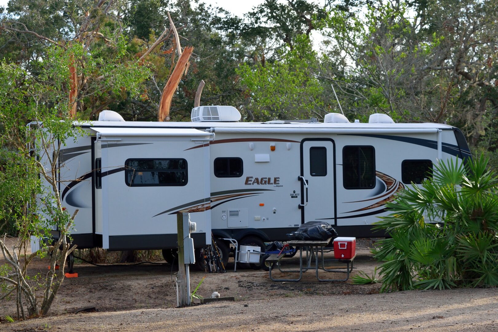 Rv Roof Install LLC